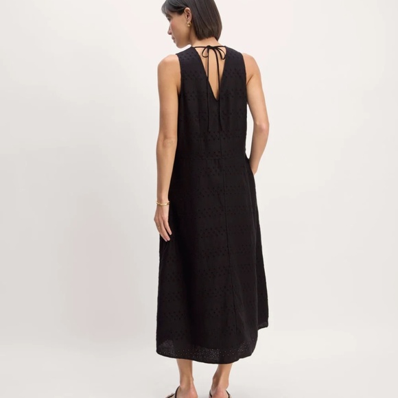 EVERLANE THE LINEN EYELET MAXI DRESS - Picture 2 of 6